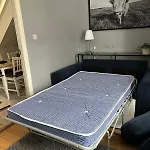 Quiet Townhouse In