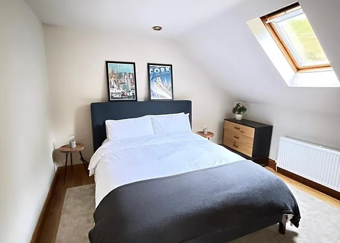 Quiet Townhouse In