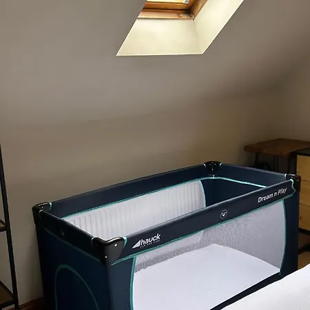 Quiet Townhouse In Cork